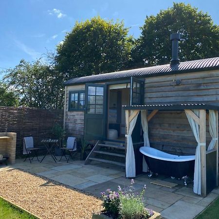 Ketton The Rabbit Warren Shepherd Hut מראה חיצוני תמונה
