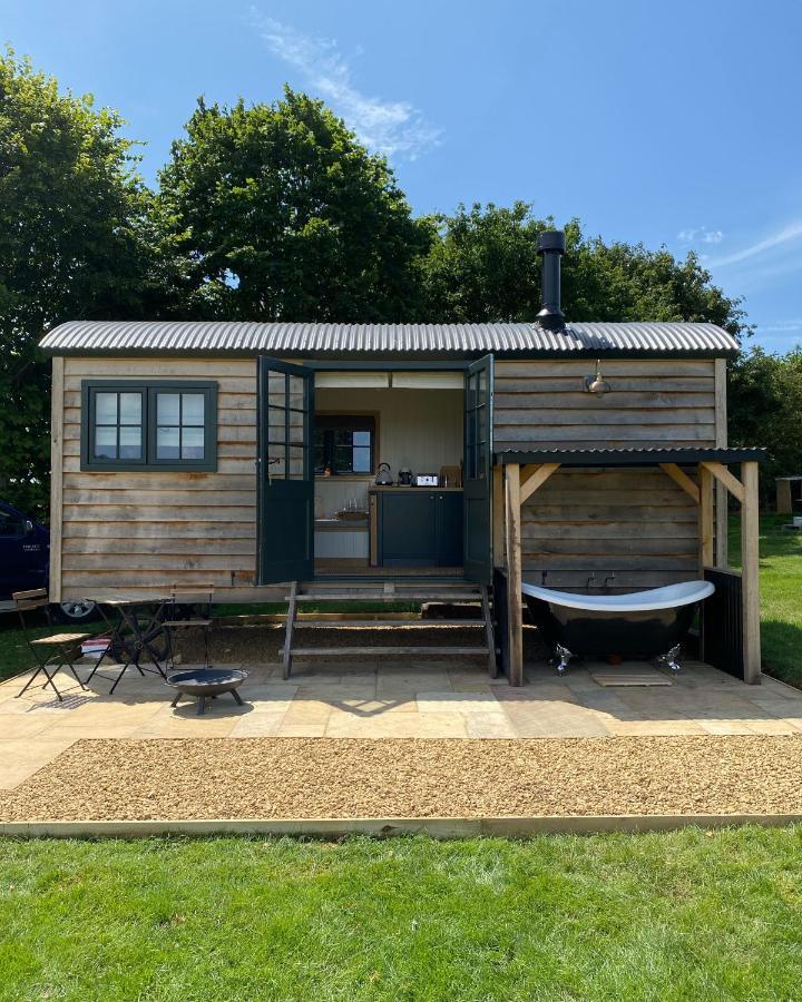 Ketton The Rabbit Warren Shepherd Hut מראה חיצוני תמונה